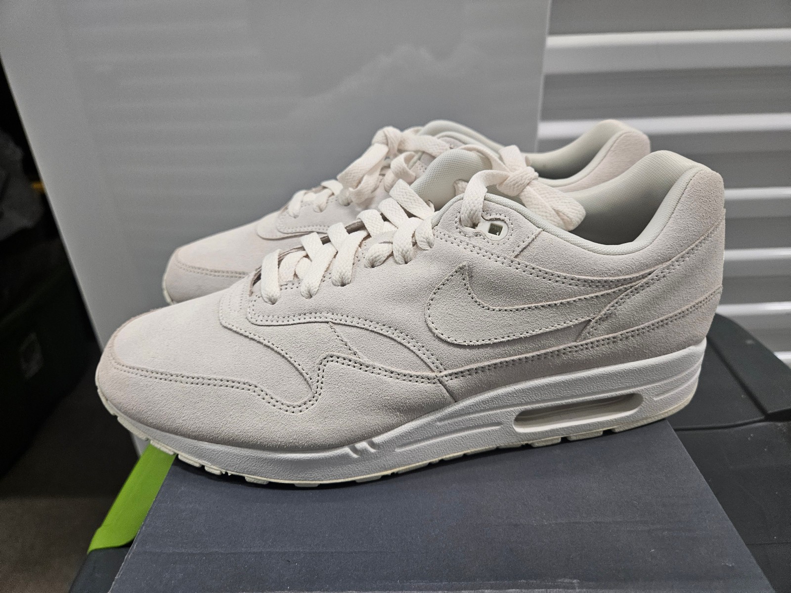 Nike Air Max 1 Beige/Bone Nike ID Sz 10
