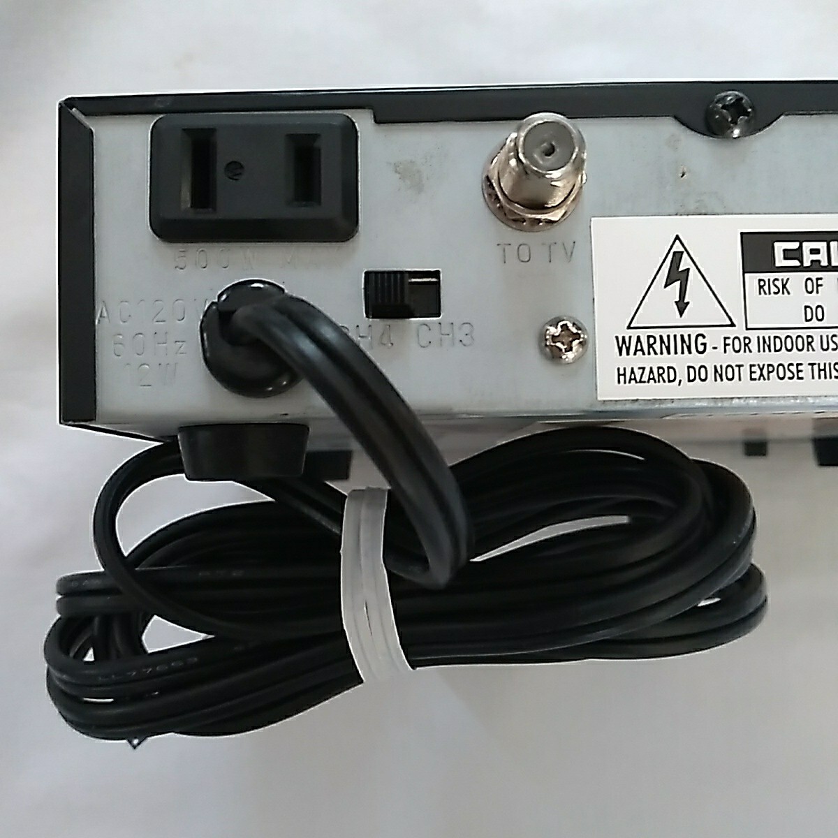 Radio Shack 83 Channel Remote Control Cable Converter With Remote