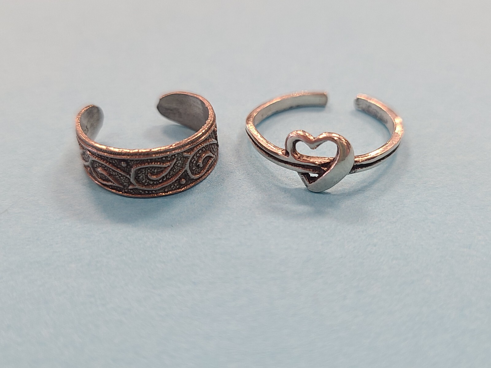 Two 925 Sterling Silver Toe Rings heart and waves 2.5 g