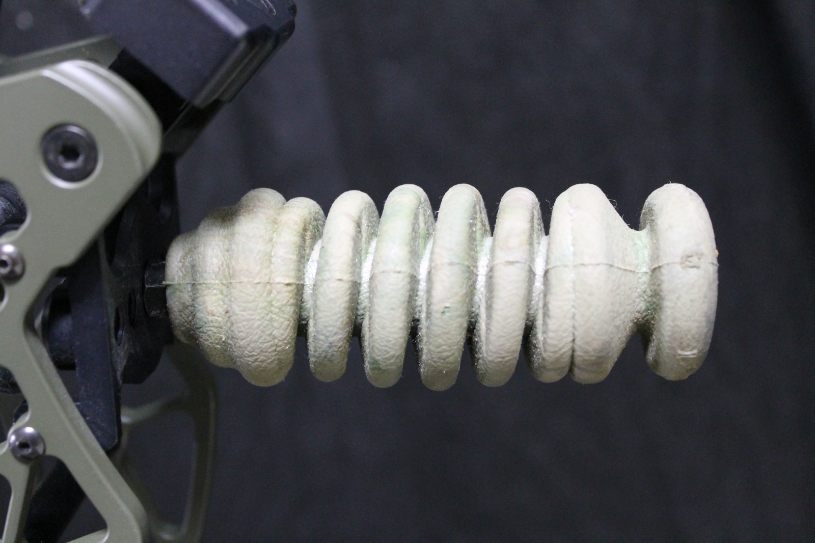 Gearhead Disrupter Pro 24 - RH - 75# - Green - LOADED!!!