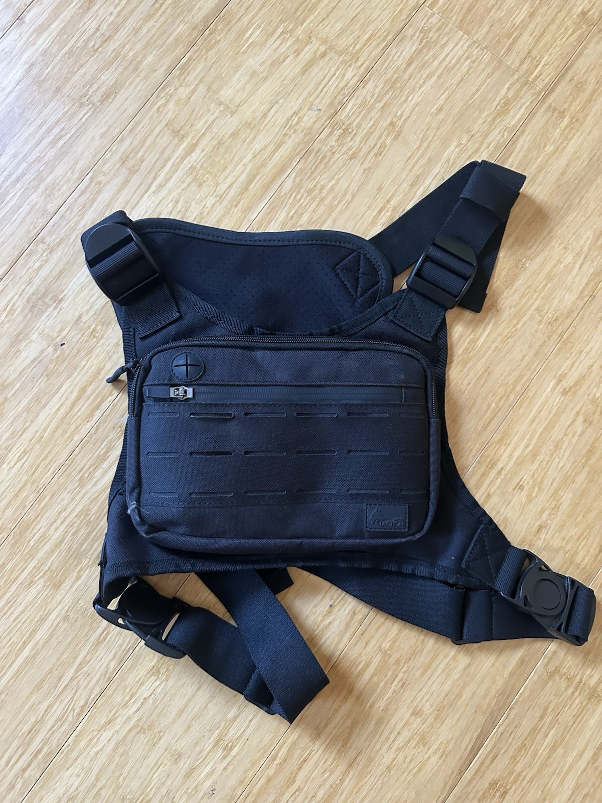 Wolf Tactical Black Nylon Chest Rig Adjustable 4-Strap Harness with Pockets