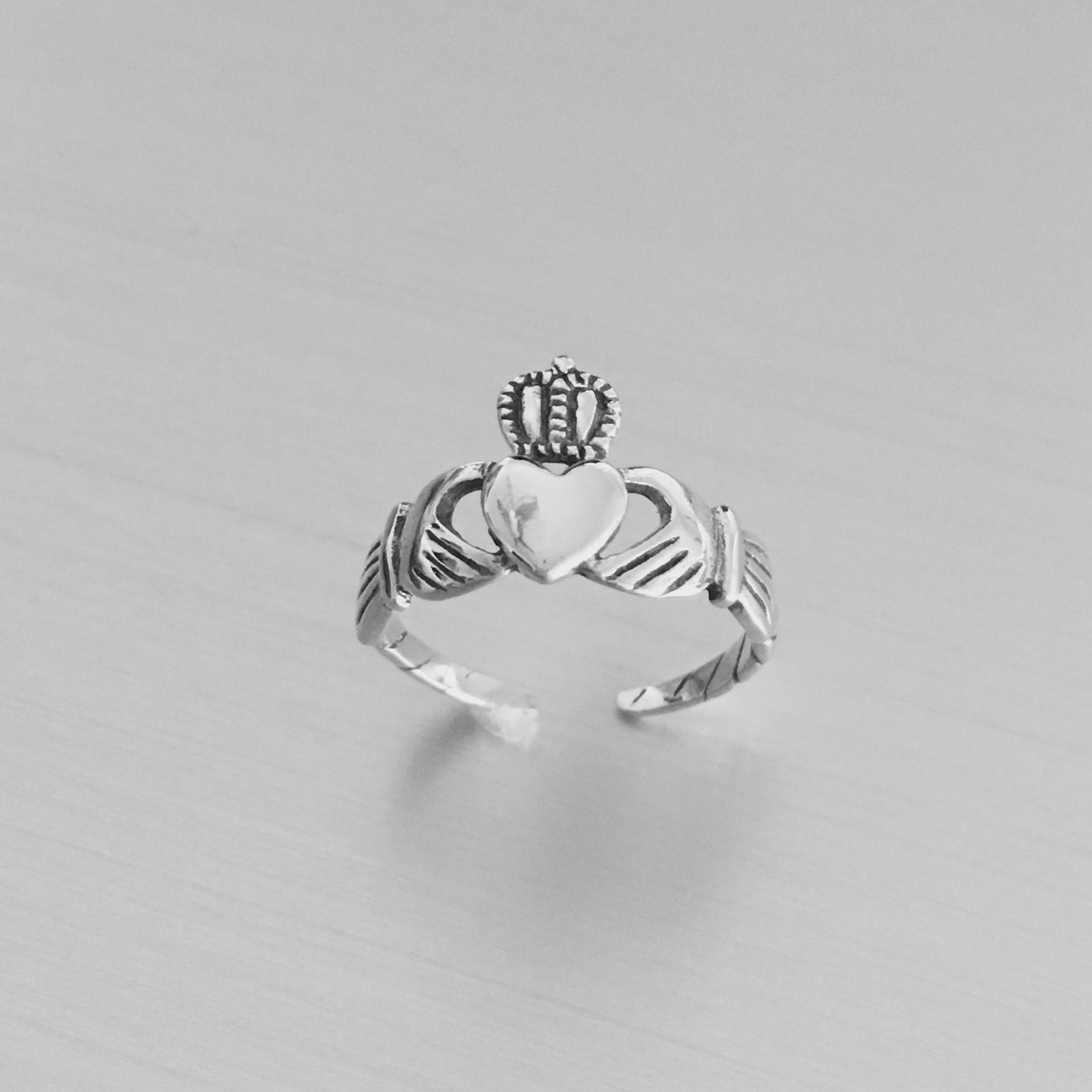 Sterling Silver Claddagh Toe Ring with Rope Band, Irish Silver Rings, Crown Ring