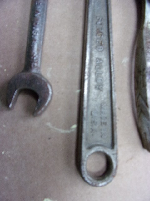 ANTIQUE McKAIG HATCH TOOL KIT LOT