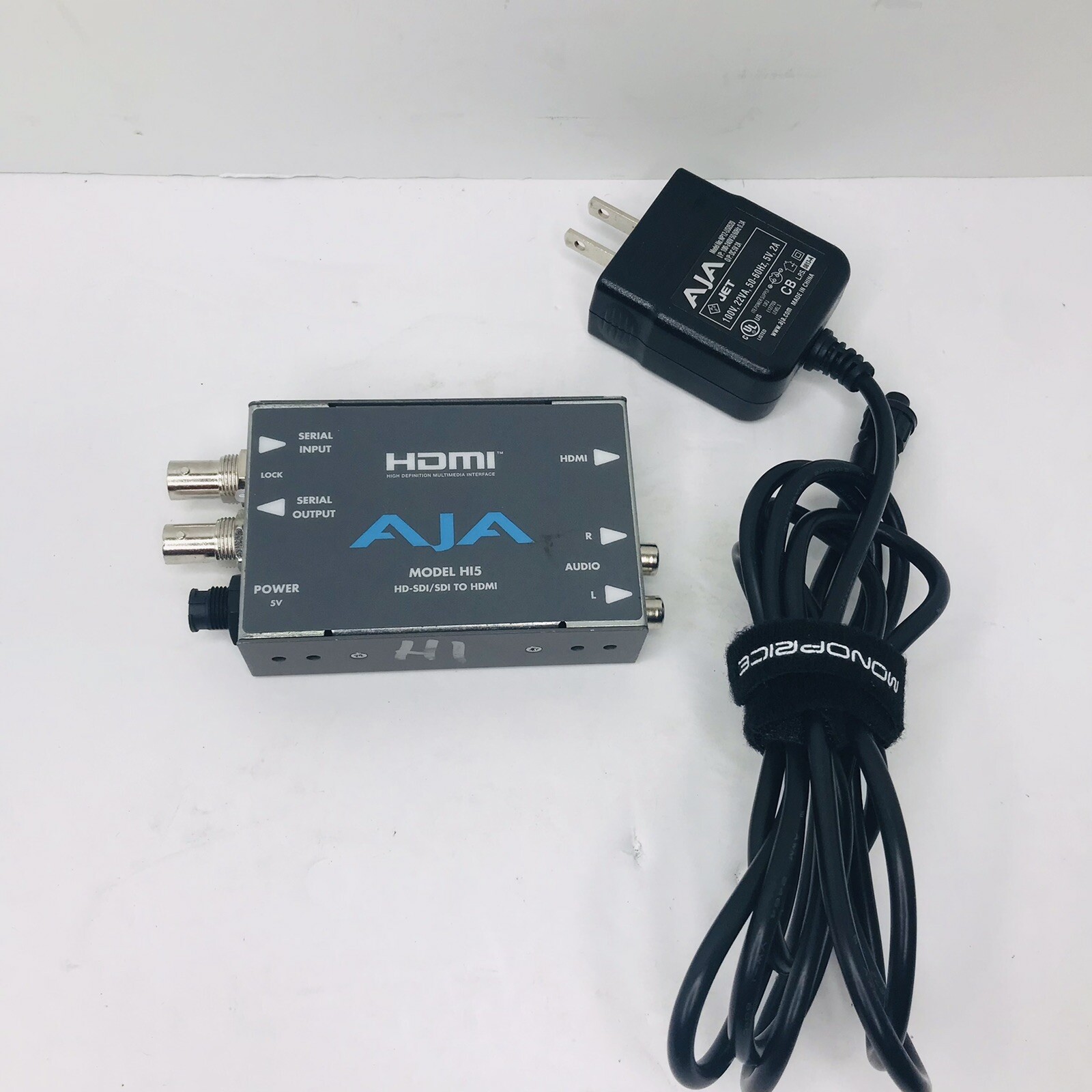 AJA HI5 HD-SDI/SDI to HDMI Mini Video / Audio Converter w/ Power Supply
