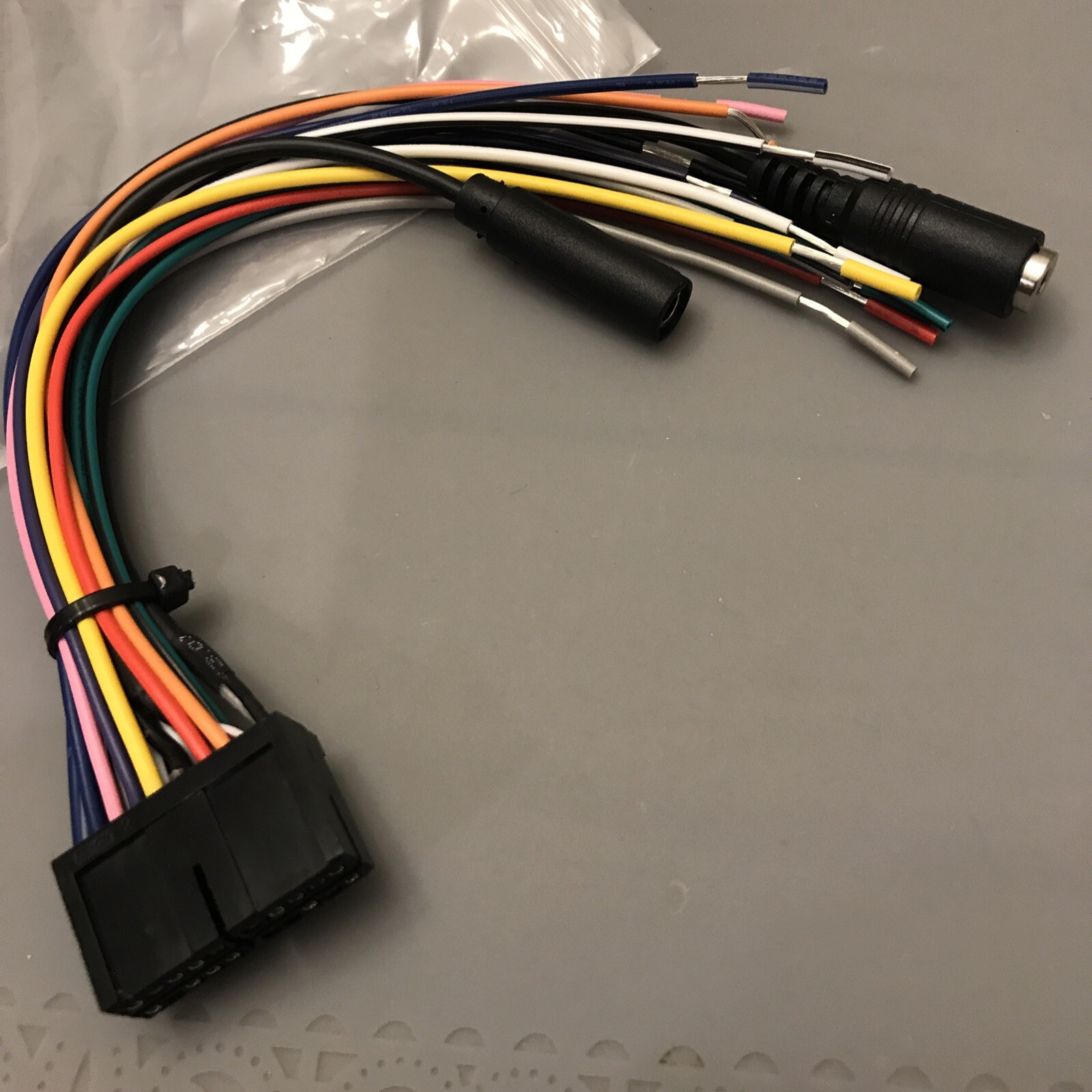 Boss Audio  Power & Speaker Wire Harness for BE920WCPA 20 PIins