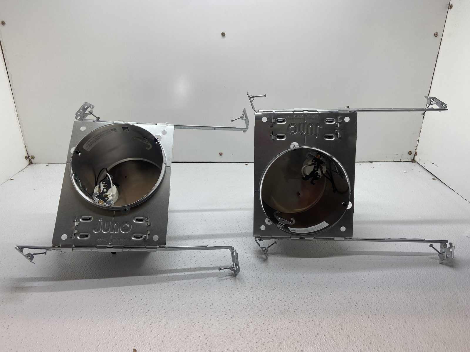 Juno Lighting IC23 W G IC23 Medium (E26) IC Rated