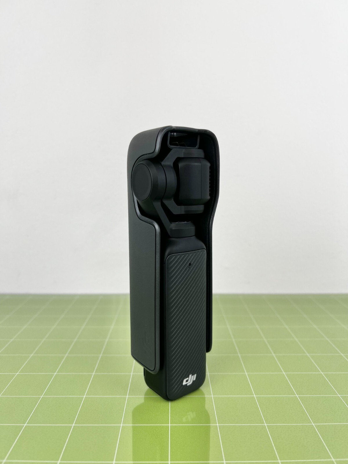 DJI Osmo Pocket 3 Creator Combo 3-Axis Stabilized 4K Camera - Unactivated