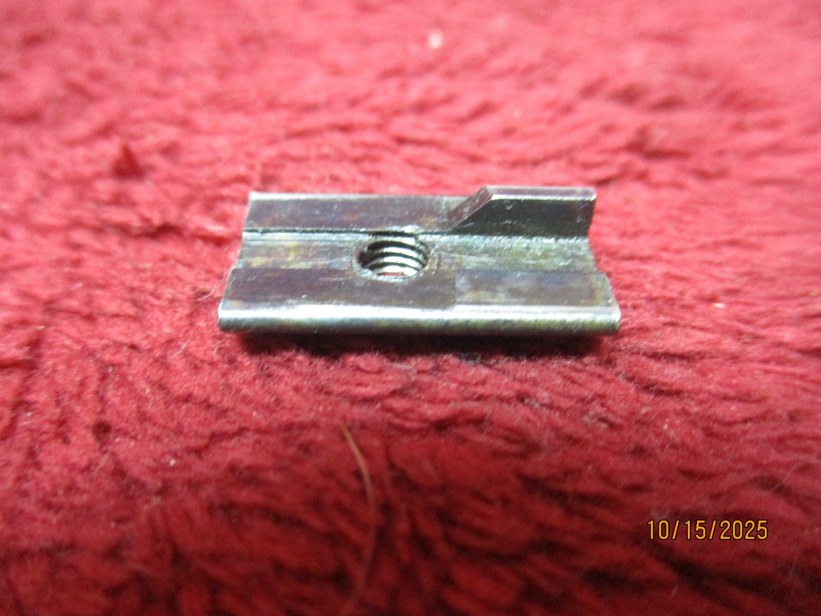 Mossberg Model 142-A, 22S&LR  1953 to 56,, PART: Ejector