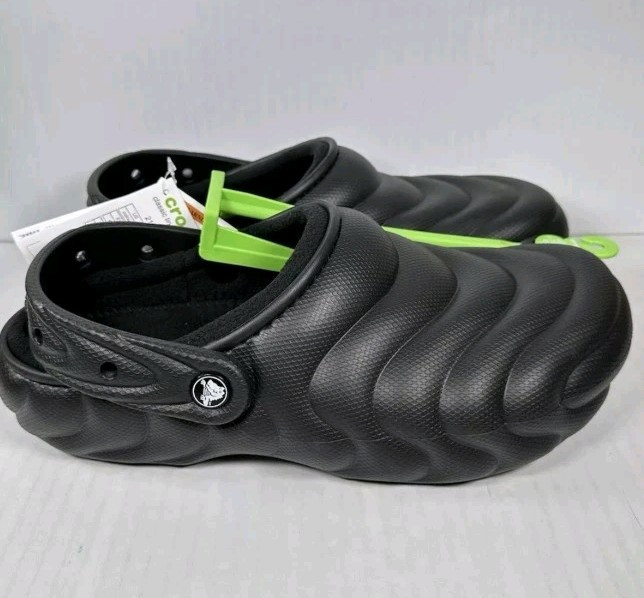 Crocs Classic Lined Overpuff Clogs Mens 10 Womens 12 Black Slip On Shoes Comfort