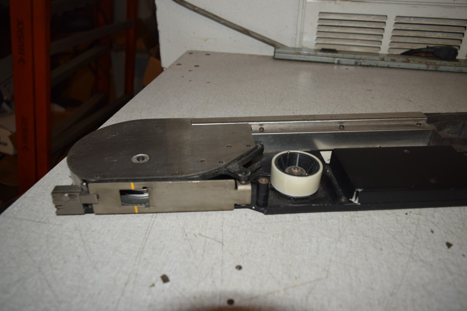Universal Instruments Dover Technology Feeder 47175904