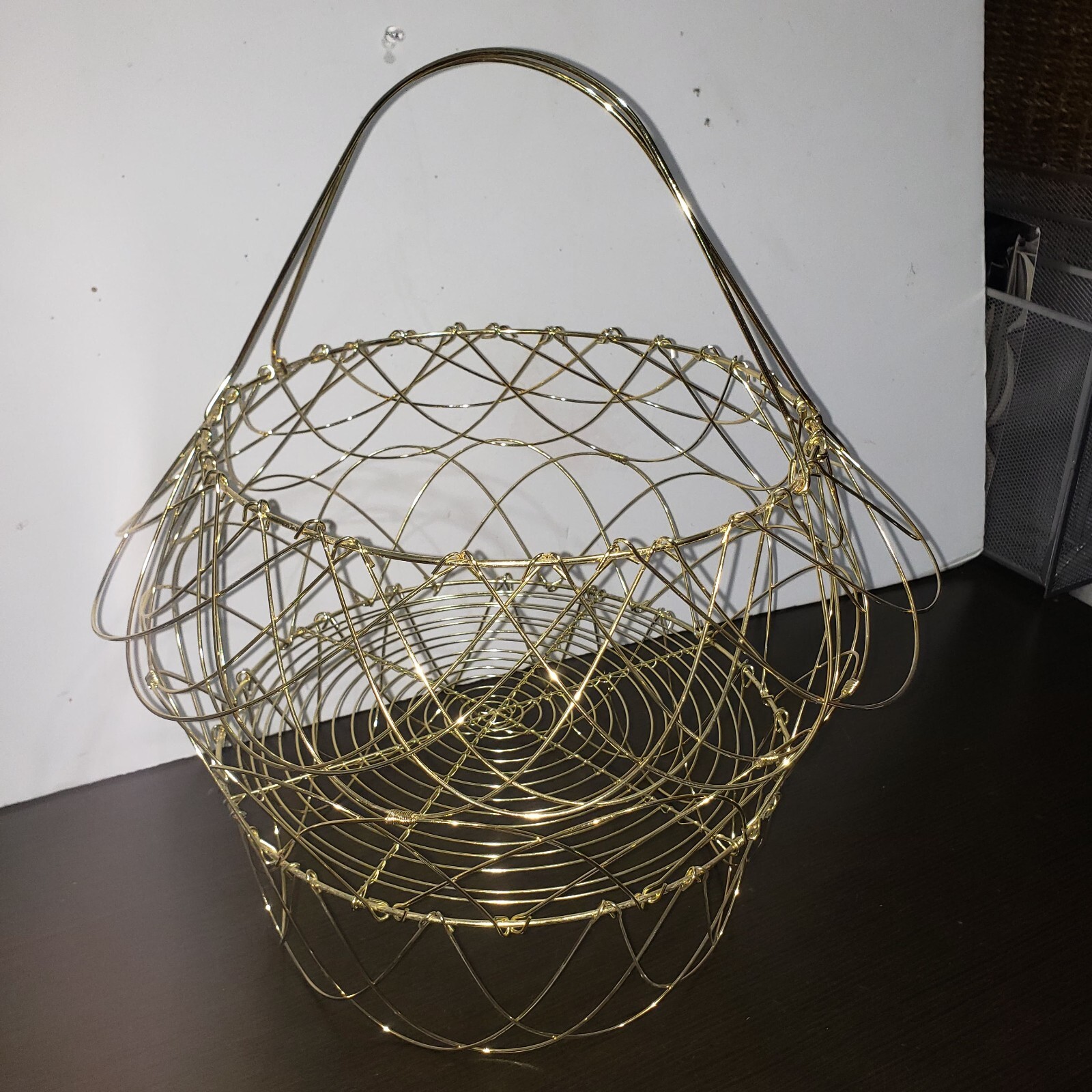 Gold Metal Wire Collapsible Folding Gathering Basket