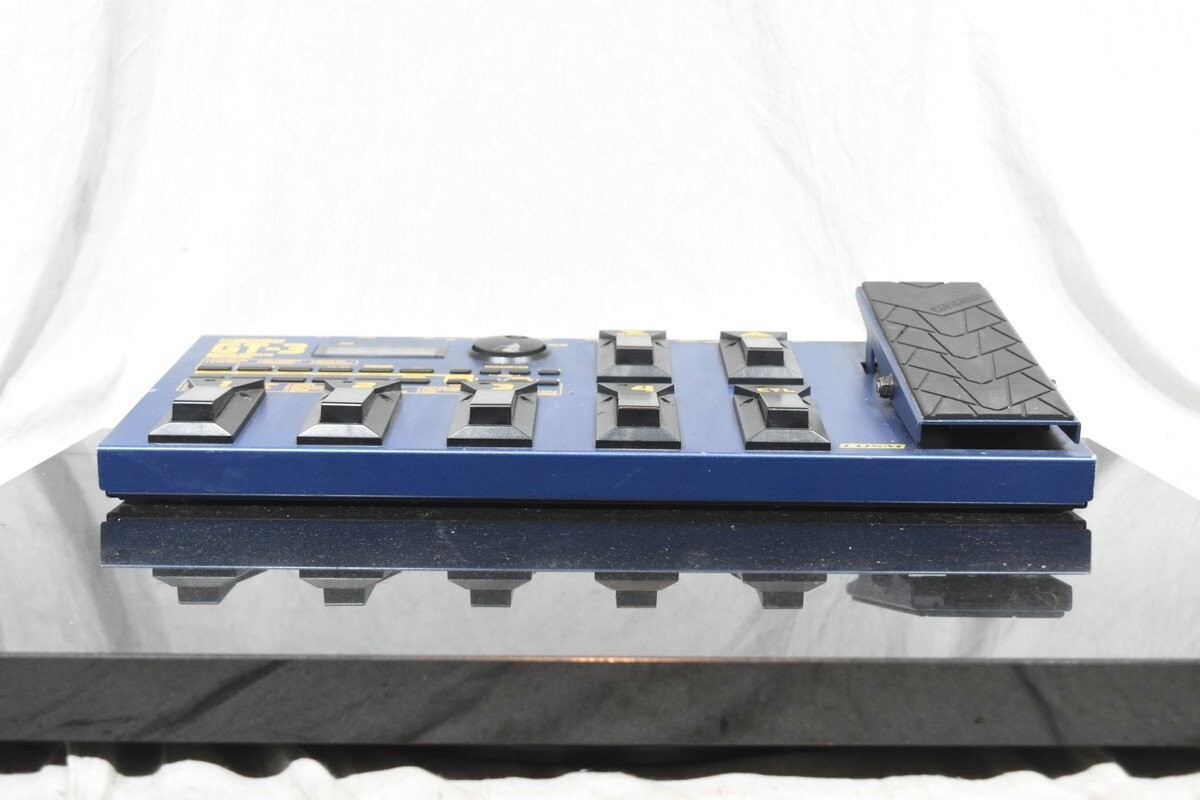 BOSS GT-3 Guitar Effects Processor with adapter