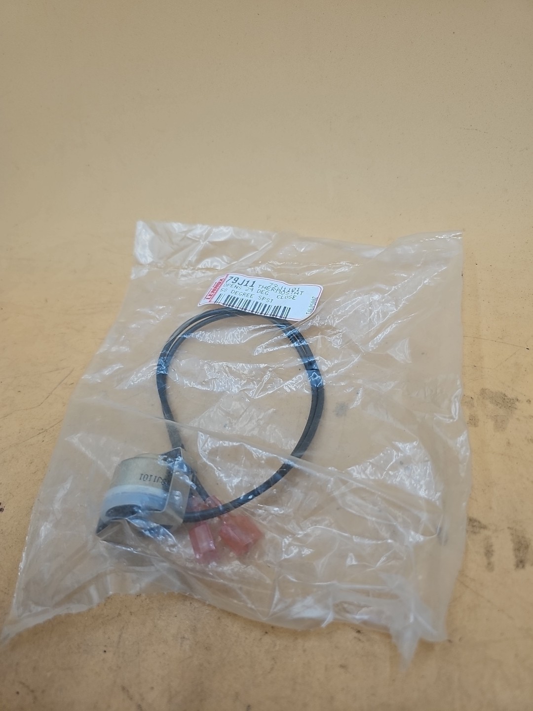 Lennox 79J11 Freezestat Thermostat. 29 deg Open 58 deg Close
