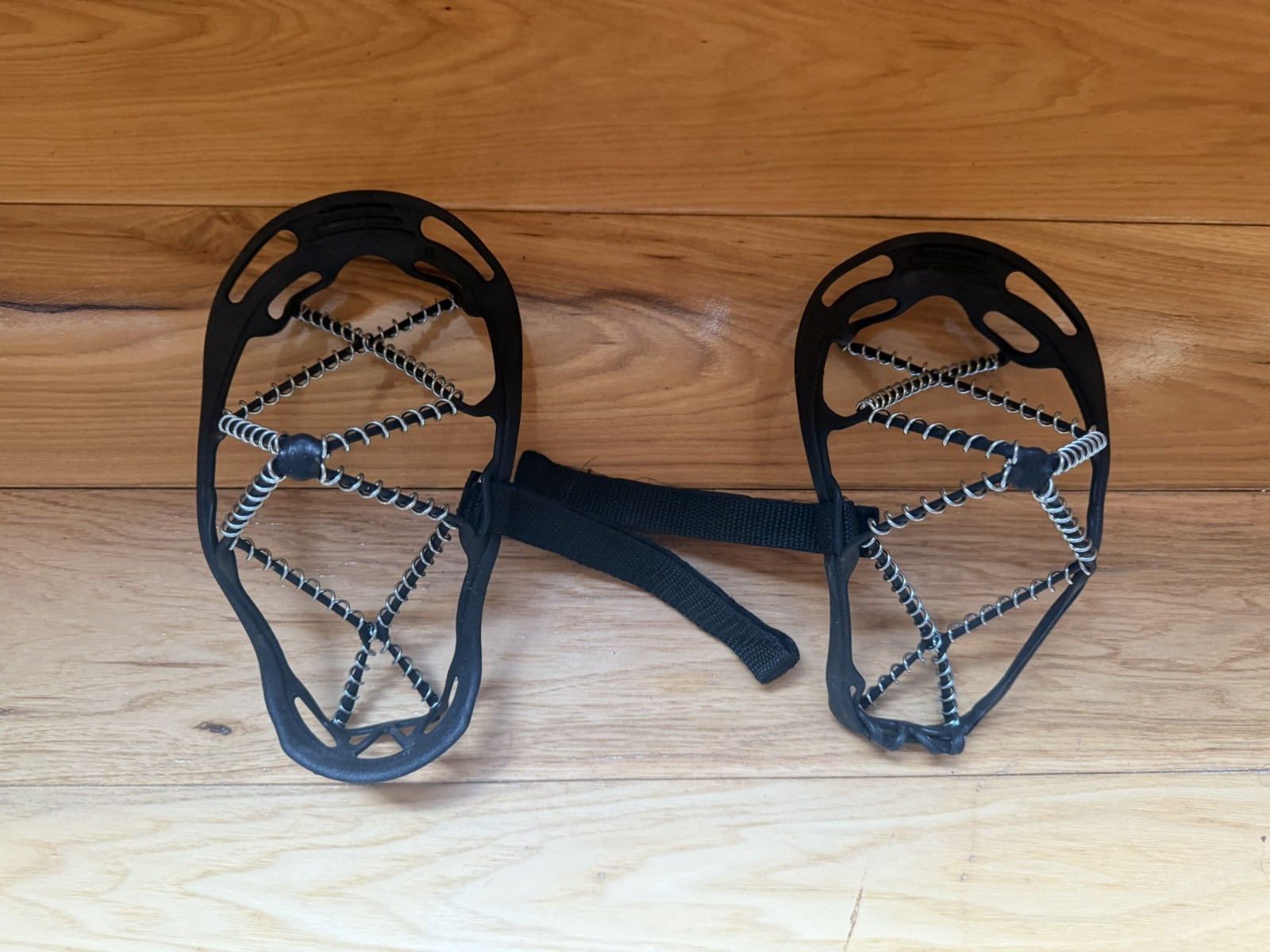 Yaktrax Pro Small Traction Cleats - New