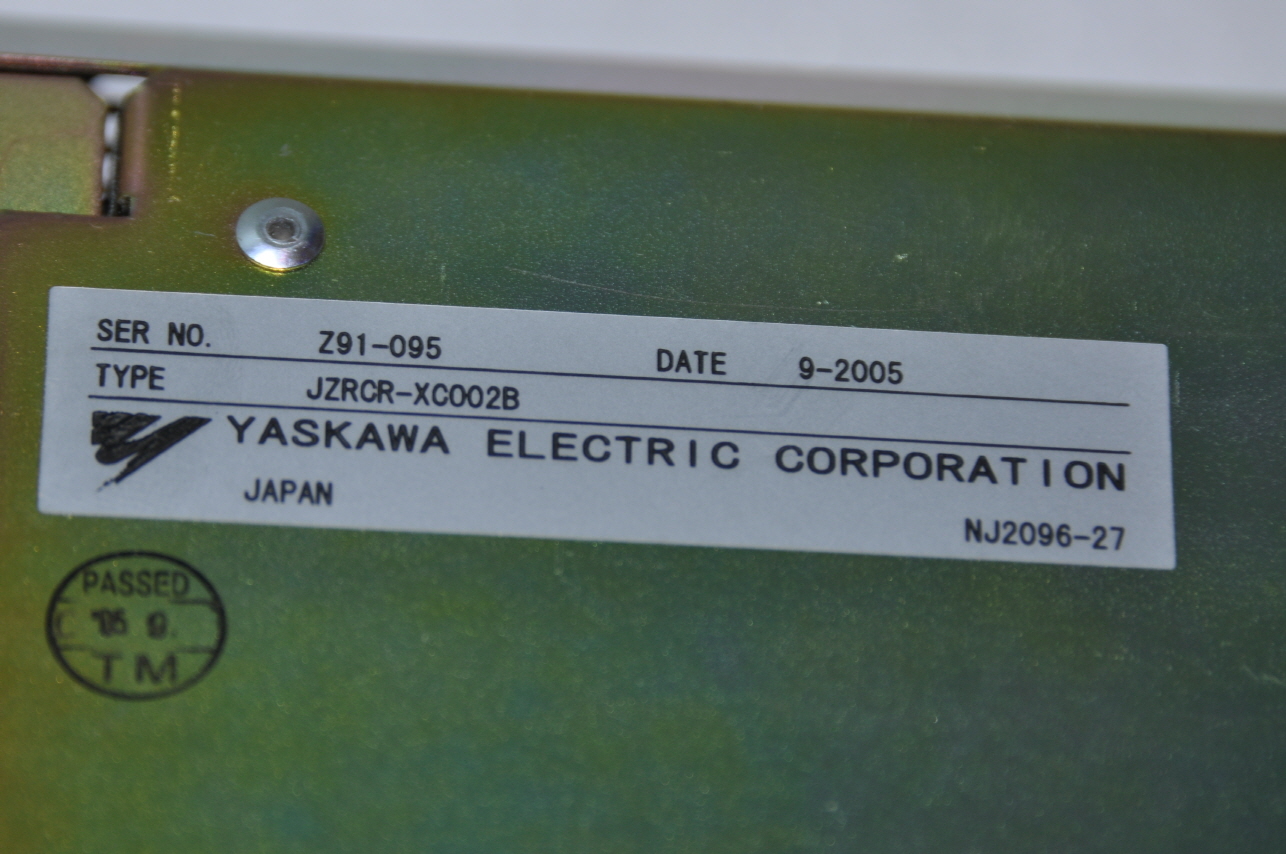 YASKAWA JZRCR-XC002B ROBOT CONTROLLER