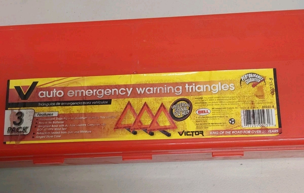 Victor Emergency Warning Triangle 3pack 00231-8 Dot Approved - Unused