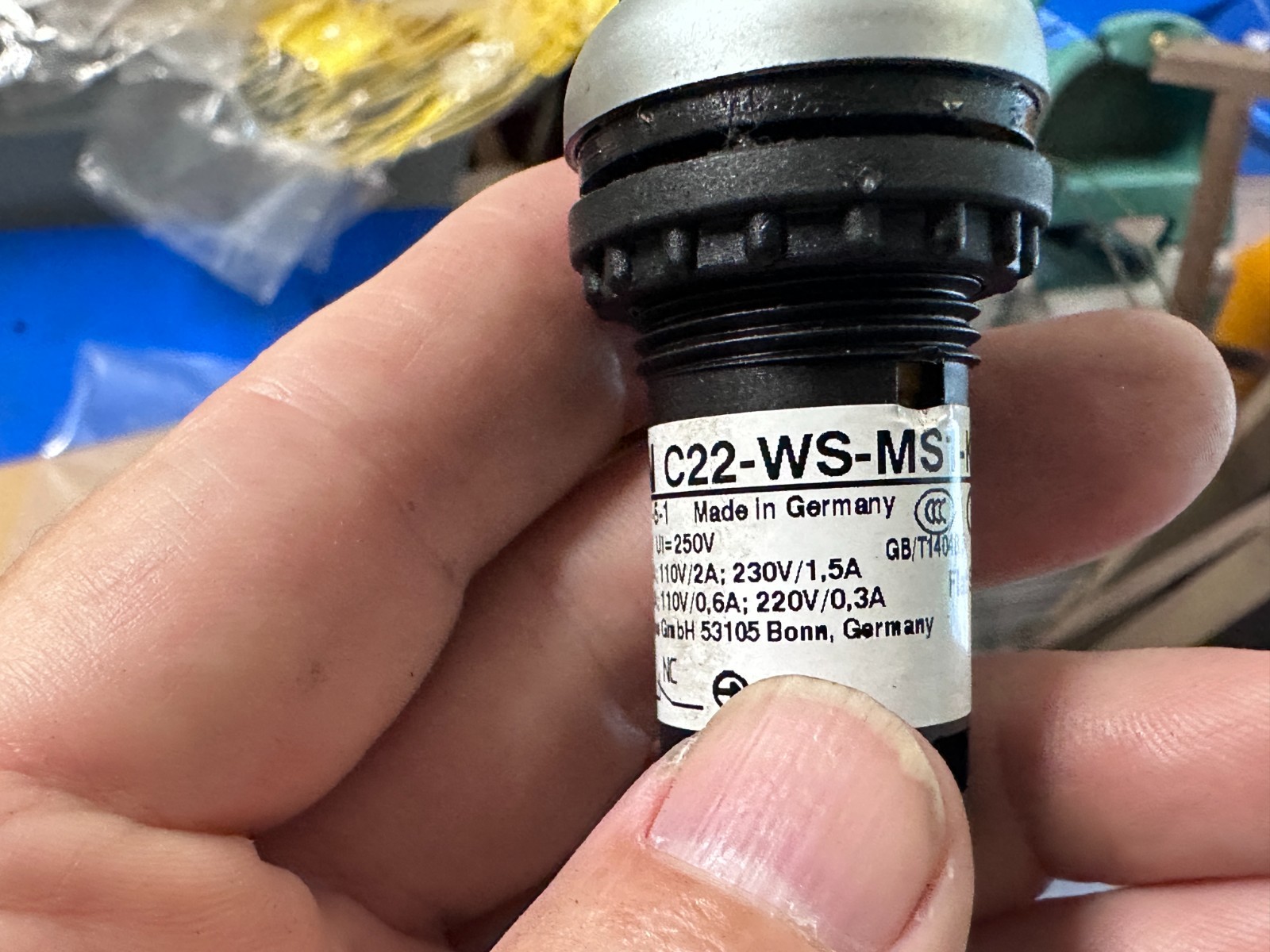 Eaton C22-WS-MS1-K01 Compact Pushbutton Selector Switch (Lot of 2)