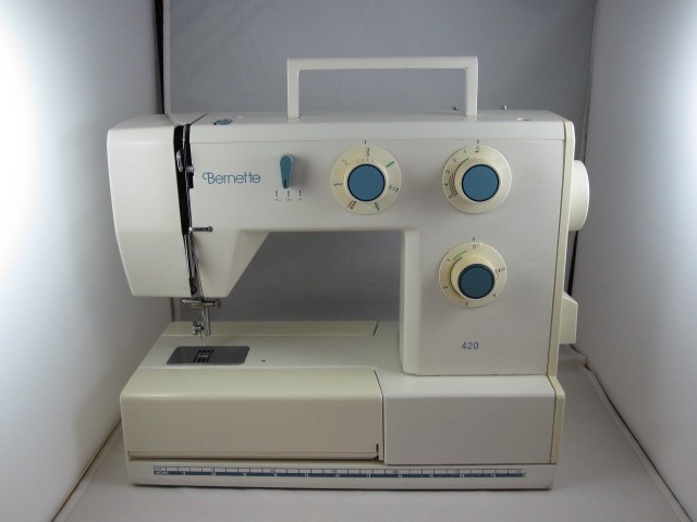 Bernette 420 sewing machine