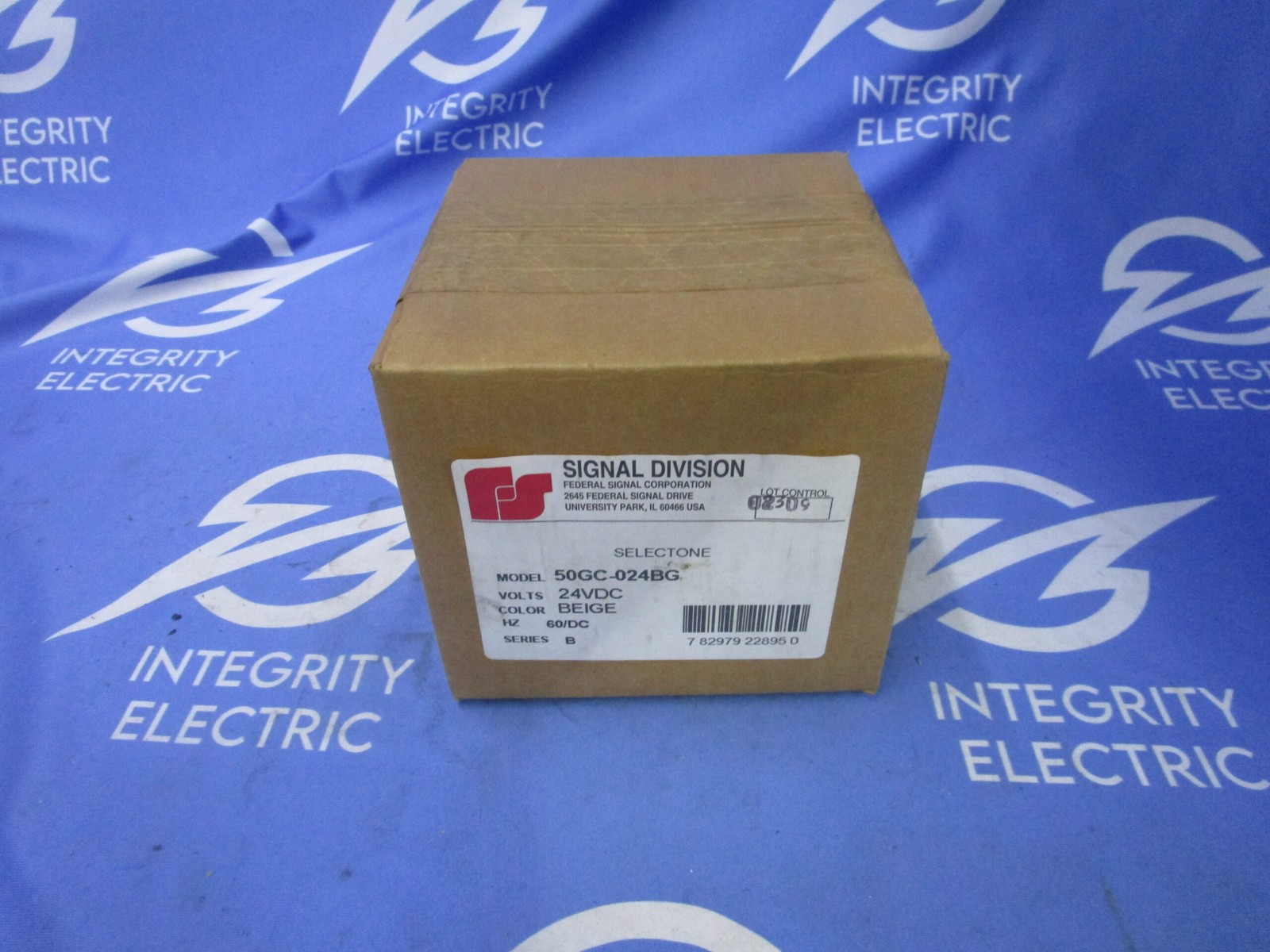 NIB FEDERAL SIGNAL SELECTONE AMPLIFIED SPEAKER 50GC-024BG 24VAC/VDC SERIES B 1 Y