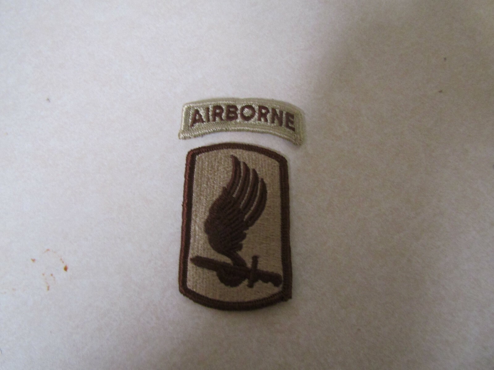 PATCH MILITARY SHOULDER DESERT TAN SEW ON 173RD AIRBORNE WITH TAB