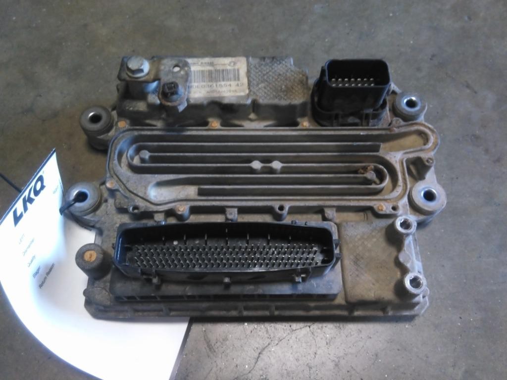 Replaces A0014462835/002 DETROIT DD15 ENGINE CONTROL MODULE (ECM) ,  GA
