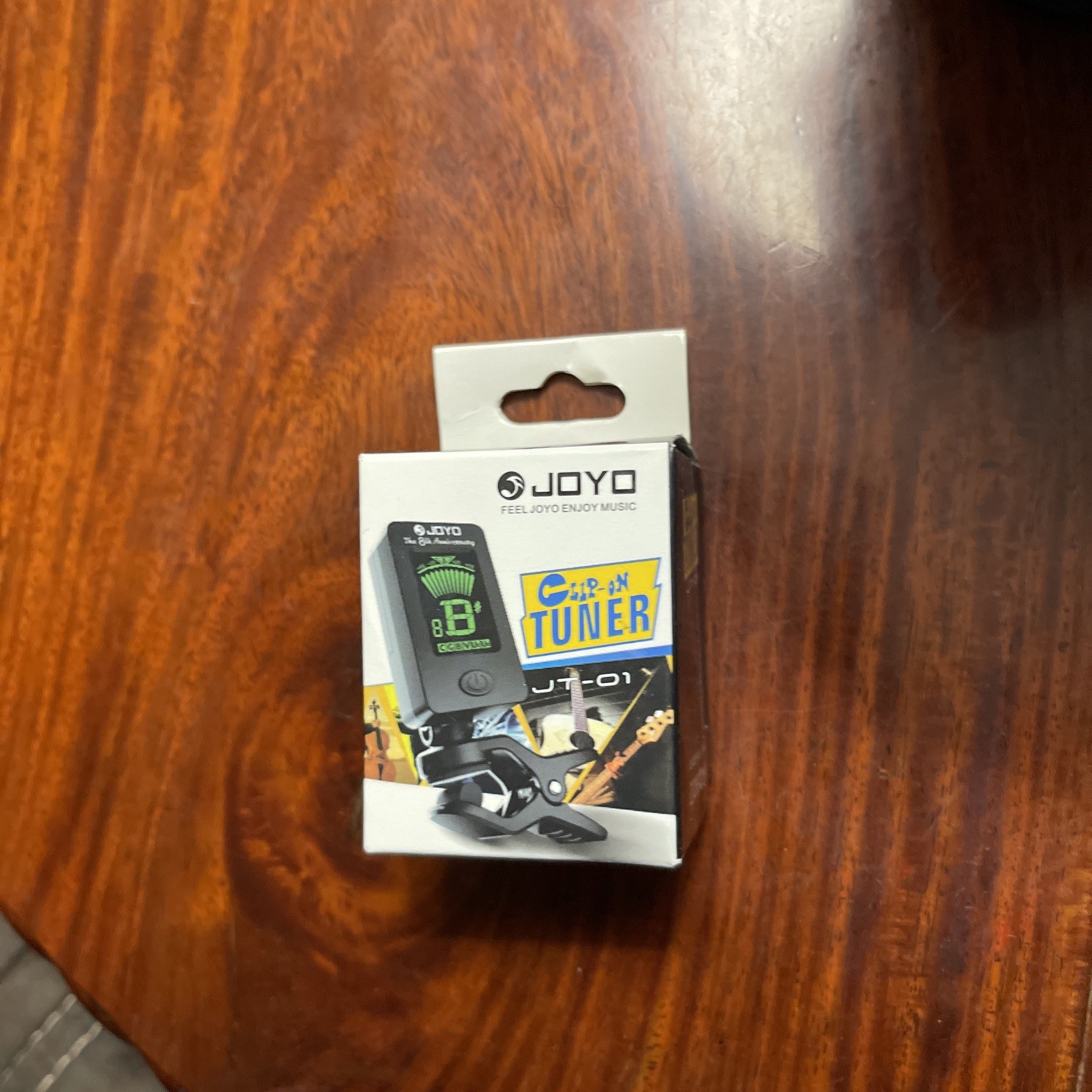 JOYO JT - 01 Clip-on 360 Degree Rotation LCD Digital Guitar Tuner