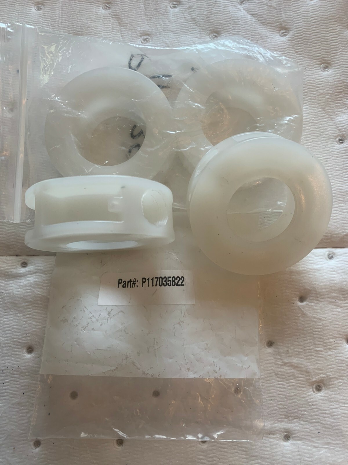 Steris / AMSCO  spray header adapter Part #: P117035822 P117035 822