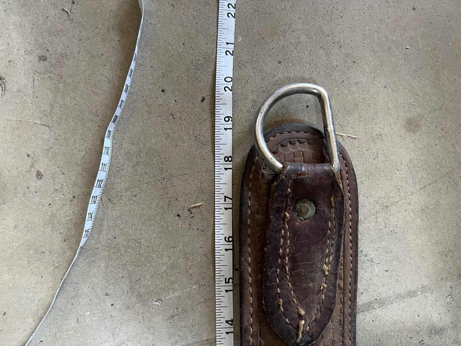 Western Horse Breast Collar Tooled Leather Basketweave Pattern Tack