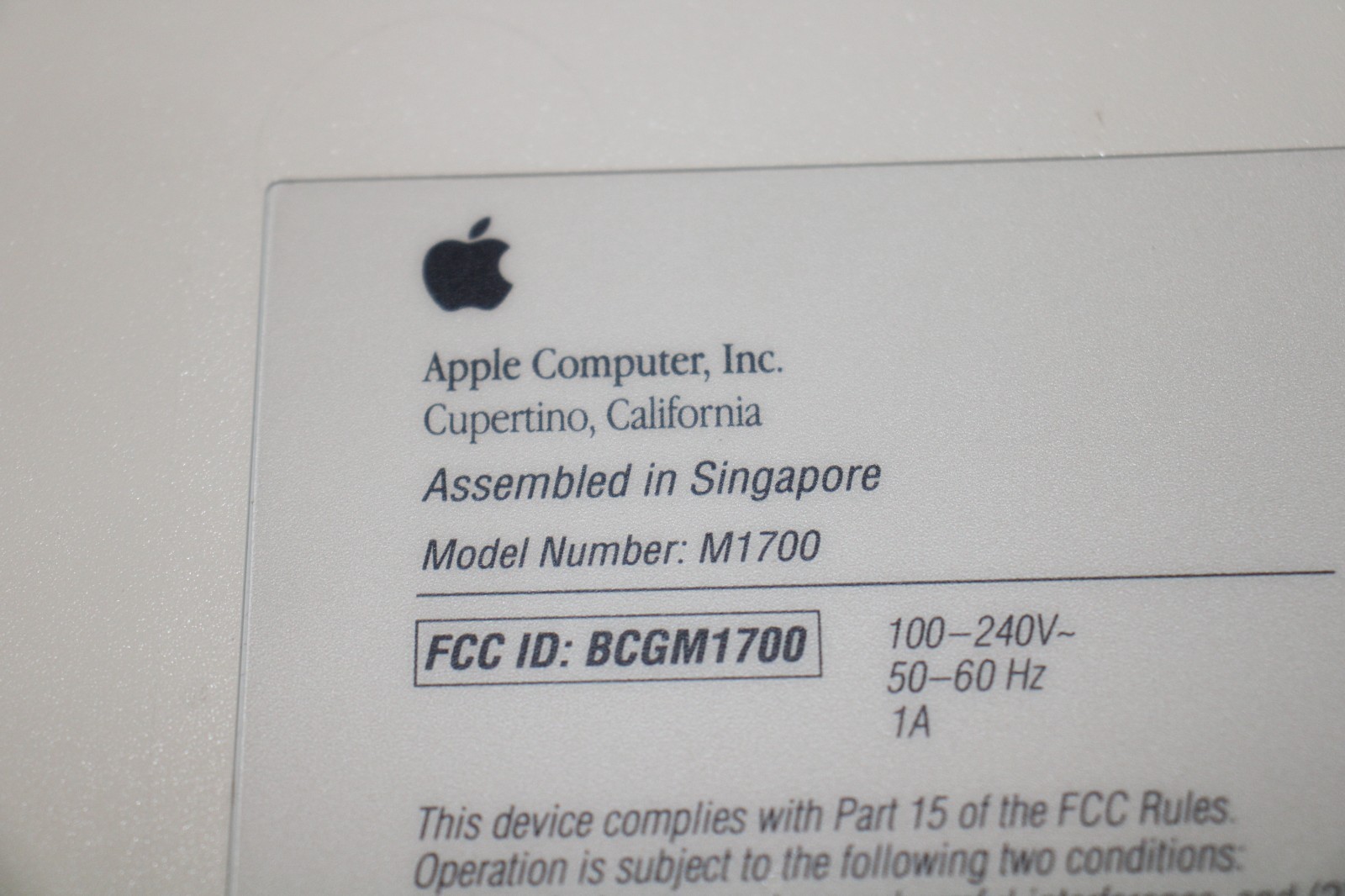 Apple Macintosh LC II M1700 Computer Desktop BCGM1700 CPU "READ"