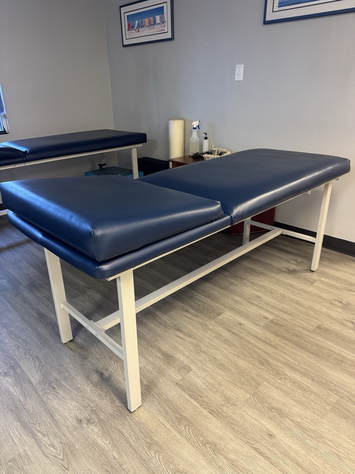 Winco Physical Therapy Table in great condition