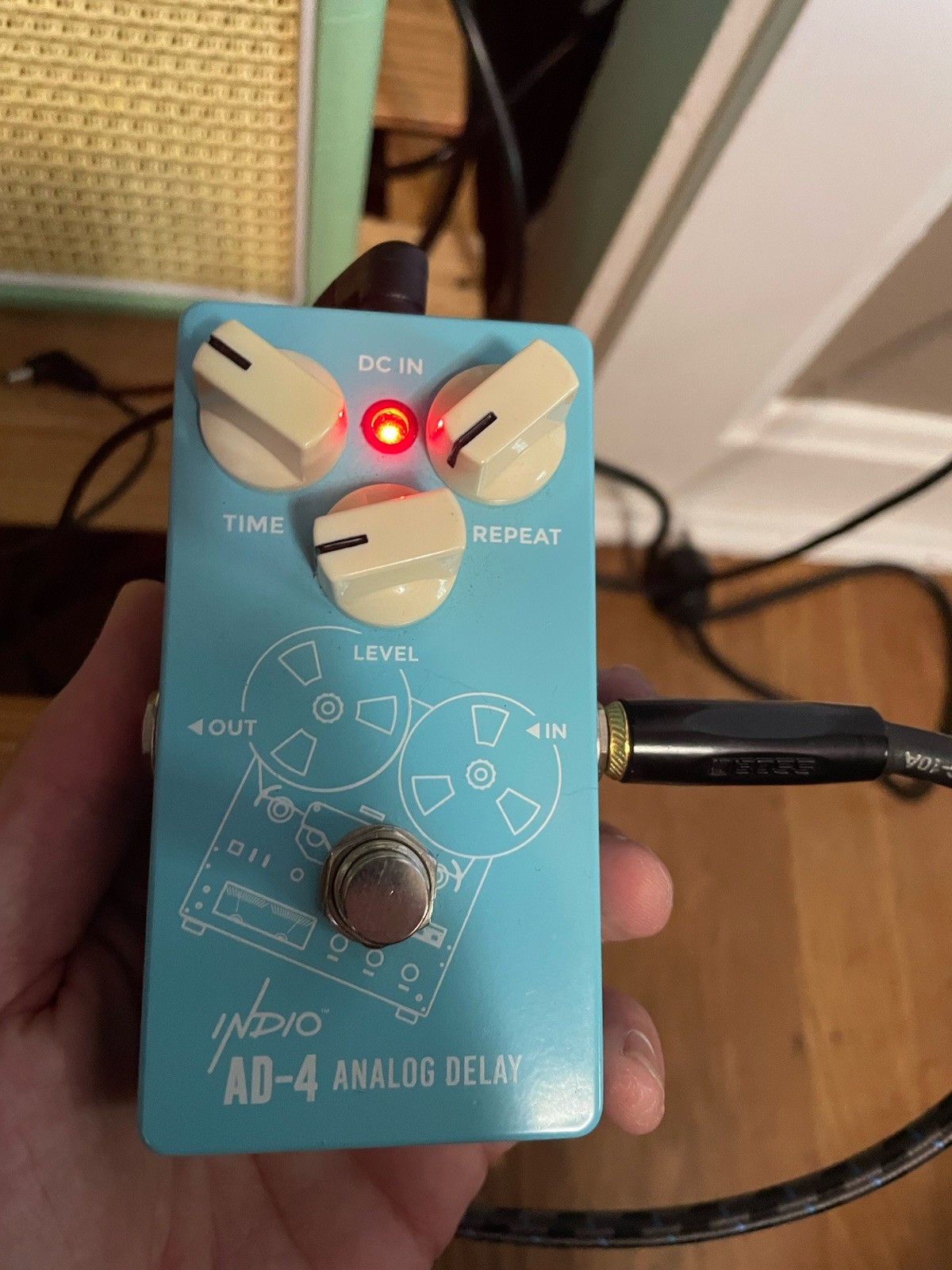 Indio Monoprice AD-4 True Bypass Analog Delay Guitar Effect Pedal