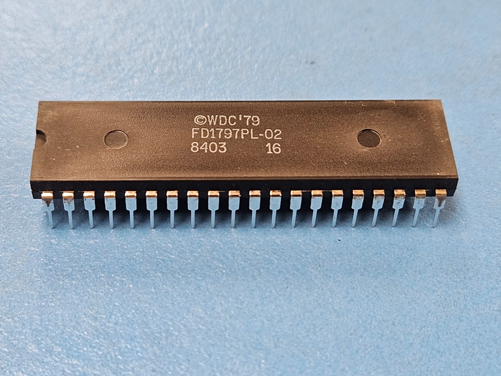 (1 PC) FD1797PL-02 FLOPPY DISK FORMATTER/CONTROLLER PDIP-40