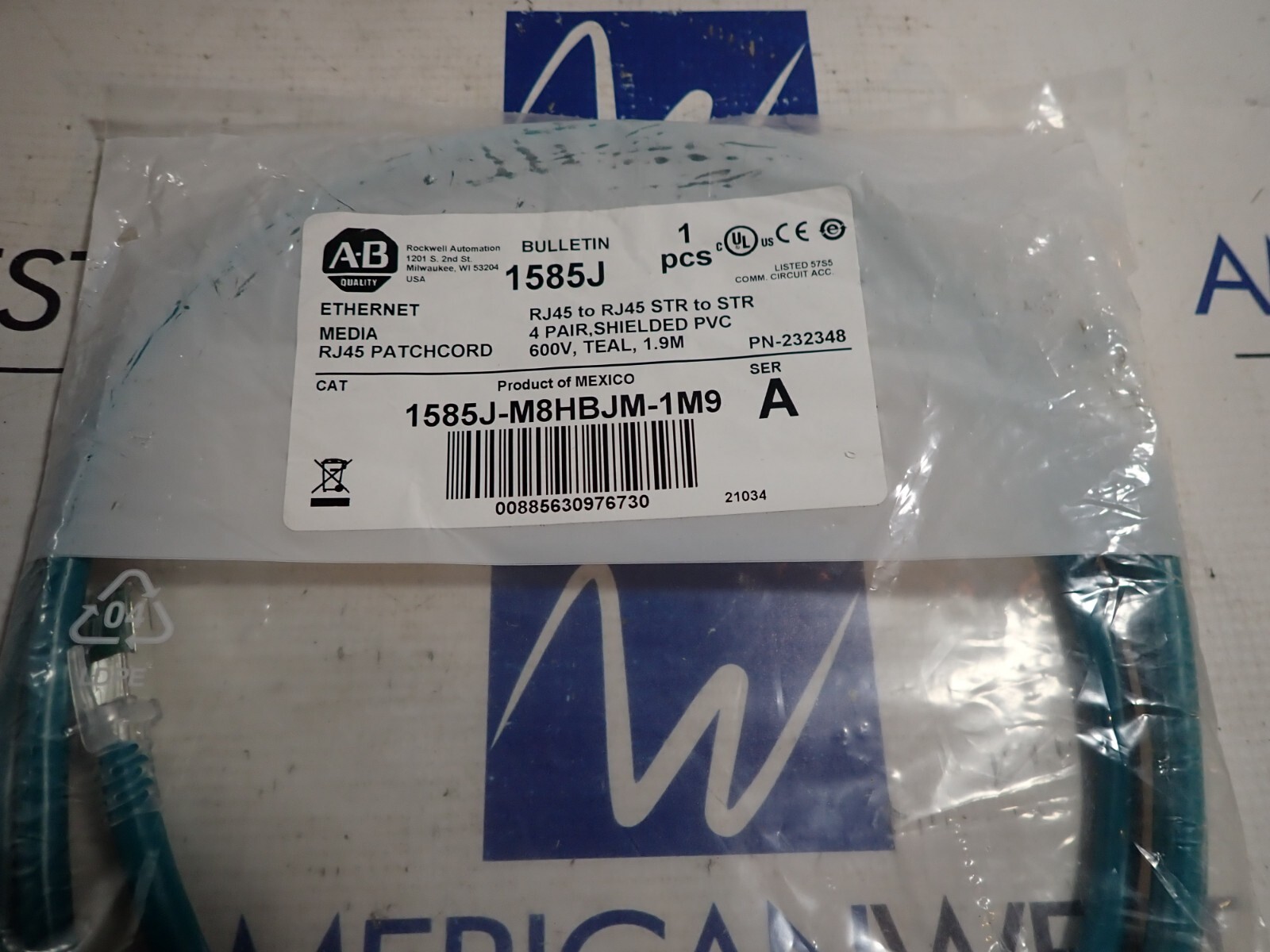New Allen Bradley Ethernet RJ45 Patch Cord 1585J-M8HBJM-1M9 1585J