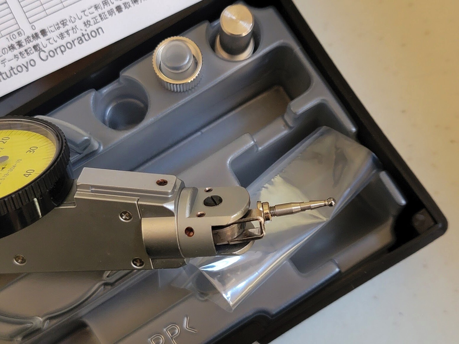 Mitutoyo Dial Test Indicator 0.8mm / 0.01mm 360 Degree Rotating Contact Point