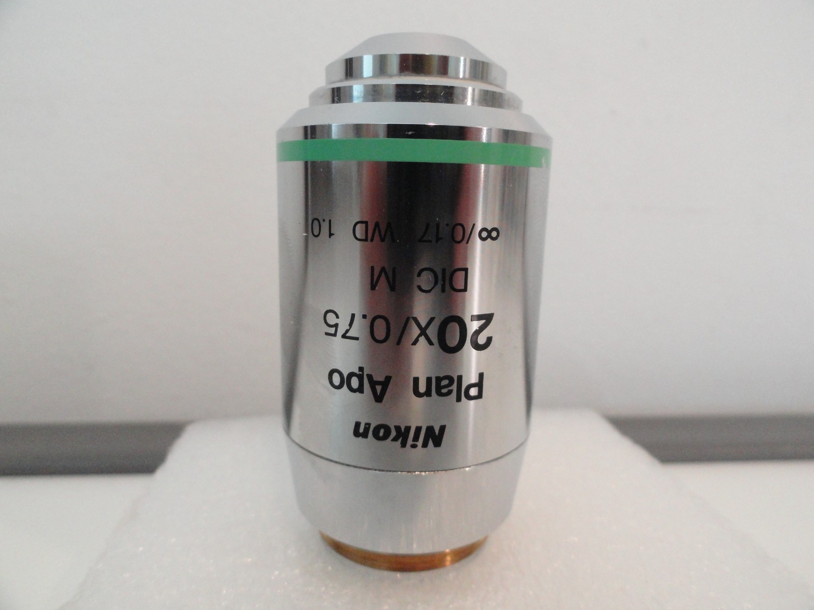 Nikon Plan APO 20X/.75 DIC M ∞/0.17 WD 1.0