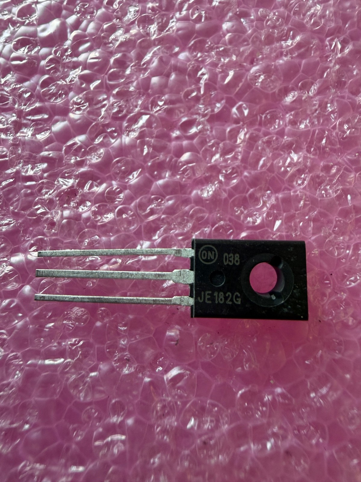 International Rectifier IRFBE30 Integrated Circuit
