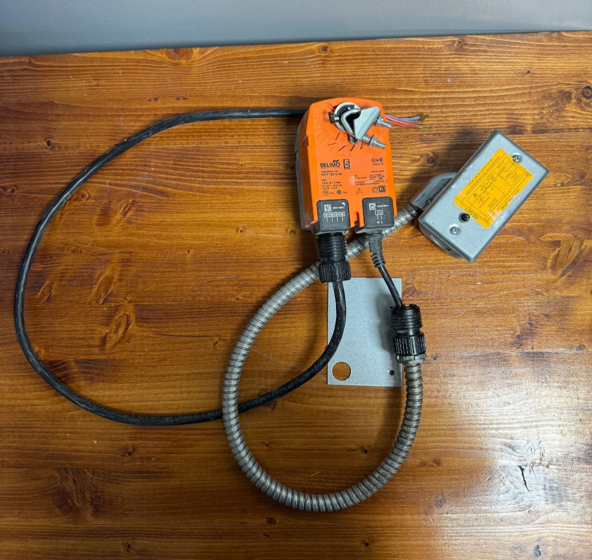 Belimo FSTF120-S US Actuator 120V 18 in-lb Spring Return – New Unused