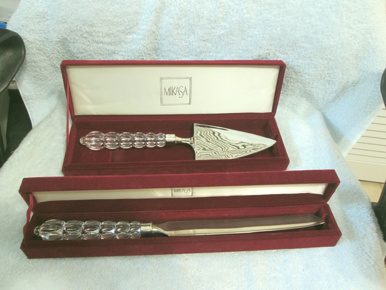 Mikasa Austrian Crystal Handled 2 Piece Dessert Serving Set See Description