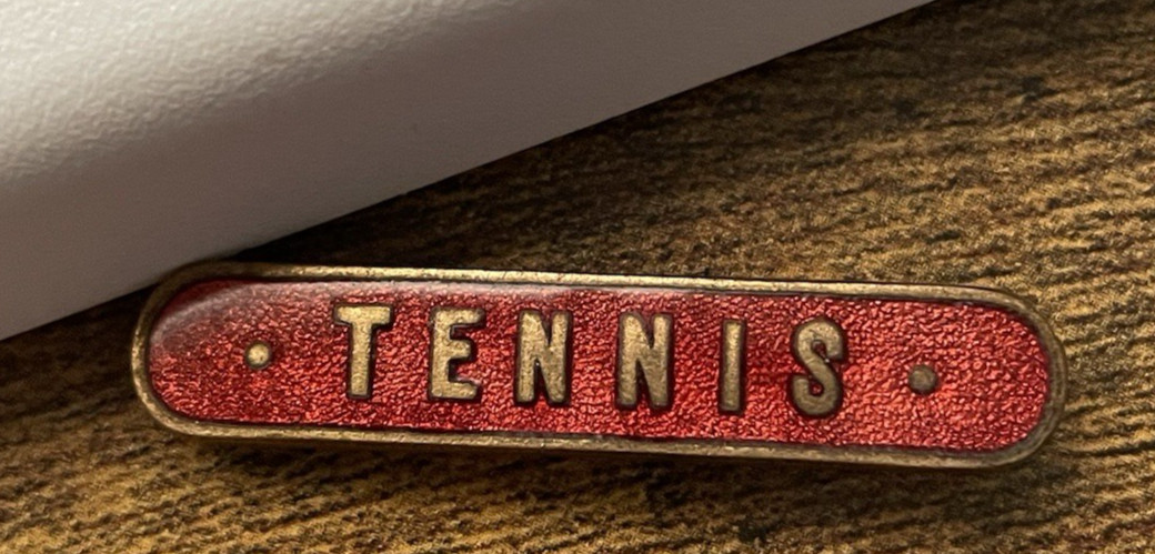"TENNIS" Bar Badge - Metal Pin with Rounded Edges Red Enamel