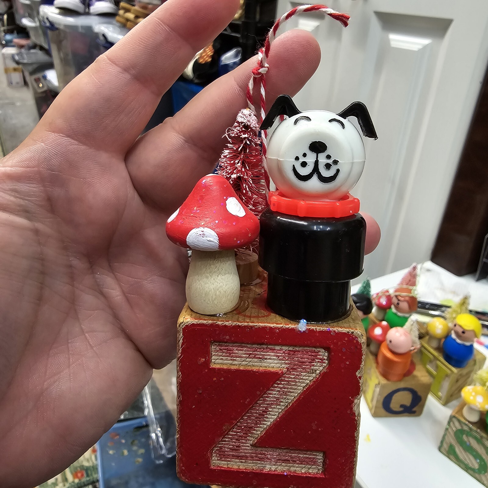 Vintage building block  Fisher Price Little People Christmas Ornament Letter Z