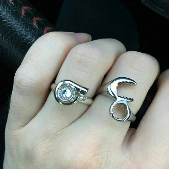 Turbo Ring - Automotive Jewelry Car Enthusiast Racing Turbocharger Drifting