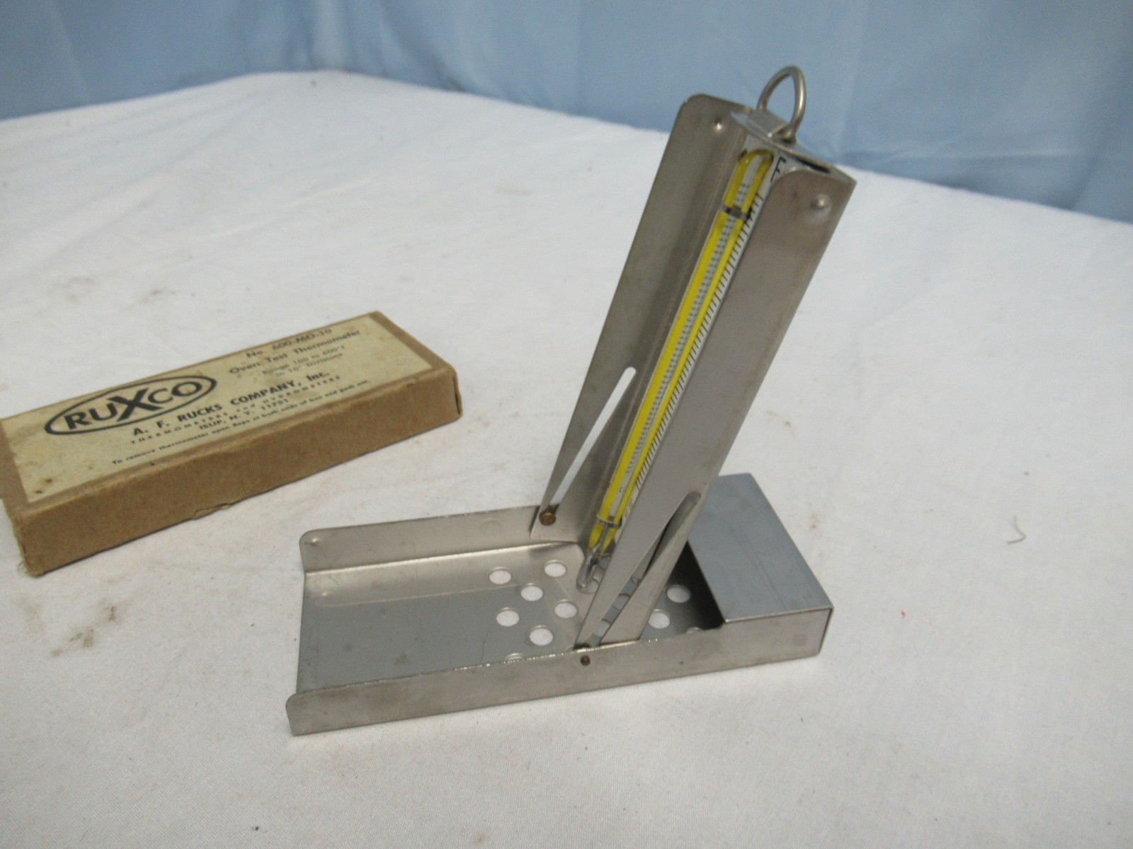 Ruxco Folding Oven Test Thermometer 600-MO-10 (TT)