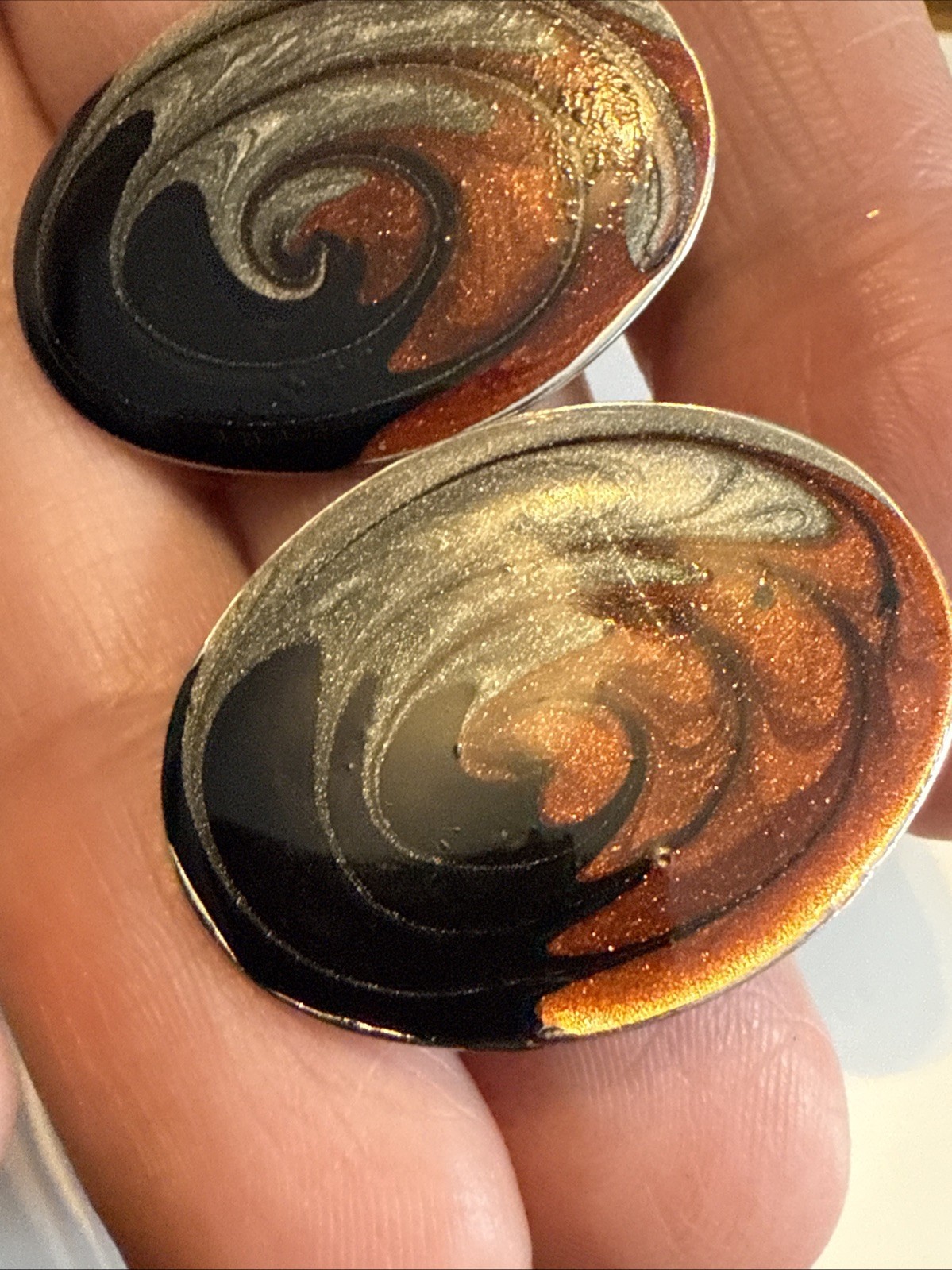 Vintage Oval Marbled Earrings Pierced Post 1980’s