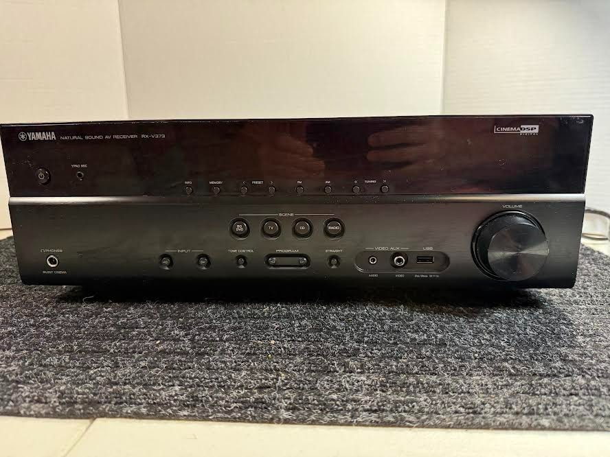 YAMAHA NATURAL SOUND AV RECEIVER RX-V373 HOME THEATER TESTED.  NO REMOTE
