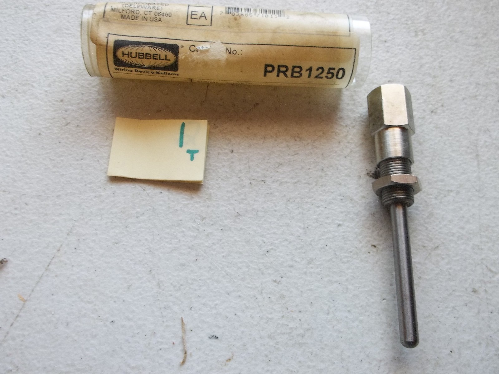 NEW IN PKG HUBBELL 12 MM PROXIMITY PROBE PRB1250 (BIN99)