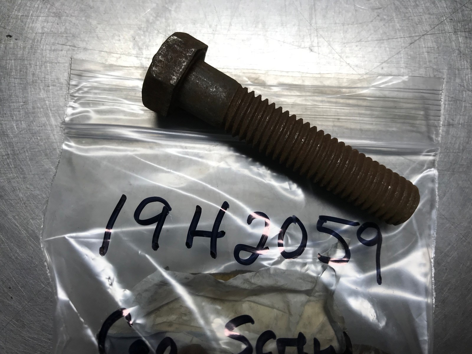 19H2059  GENUINE John Deere CAP SCREW BOLT