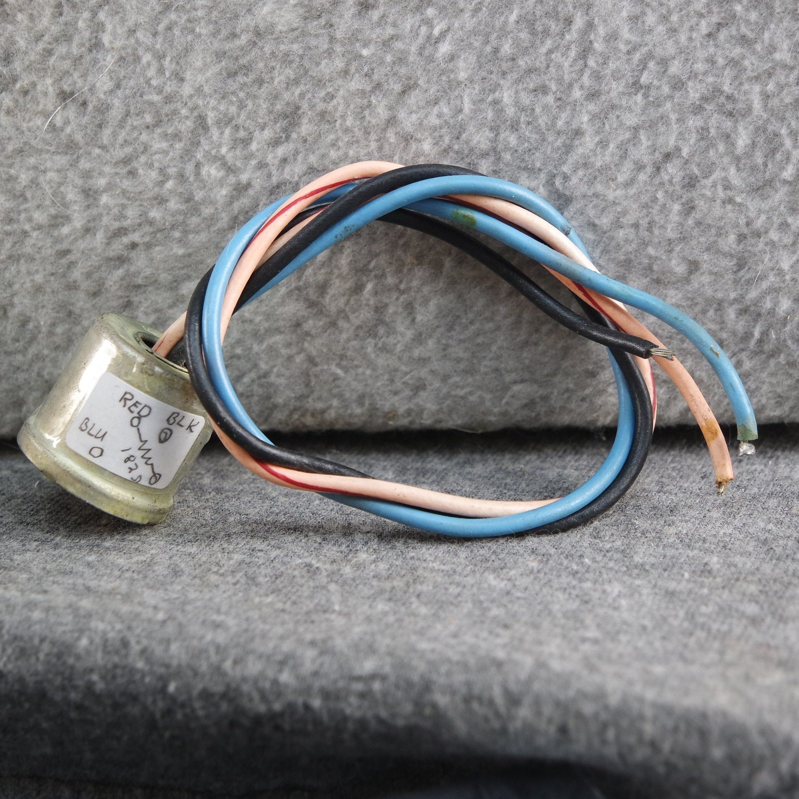 Zenith Trans-Oceanic R600 Replacement 4 Pin Battery Connector With Full Pigtails