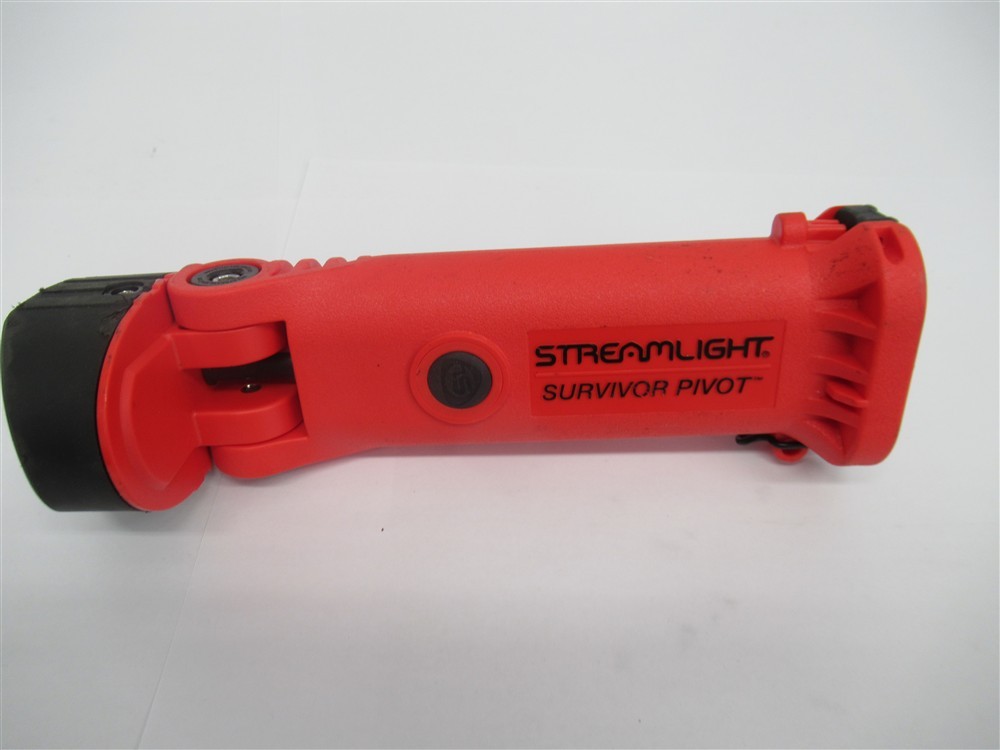 Streamlight , Survivor Pivot Rechargeable Flashlight