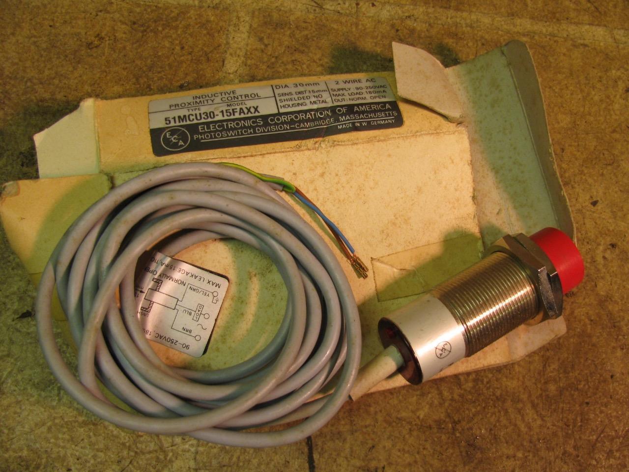 ECA Photo Switch Inductive Proximity Limit Control Type 51MCU30 Model 15FAXX