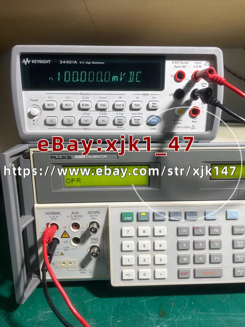 Fluke 5500A Multi-Function Calibrator Fluke 5500A at stock/xjk